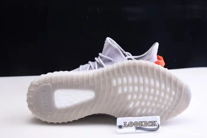 Boost Tail Light Yeezy V2 Adidas FX9017 350 0704